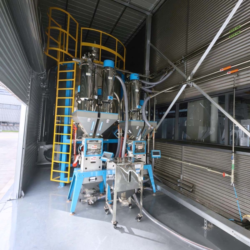 Plastic Material Feeding Systems